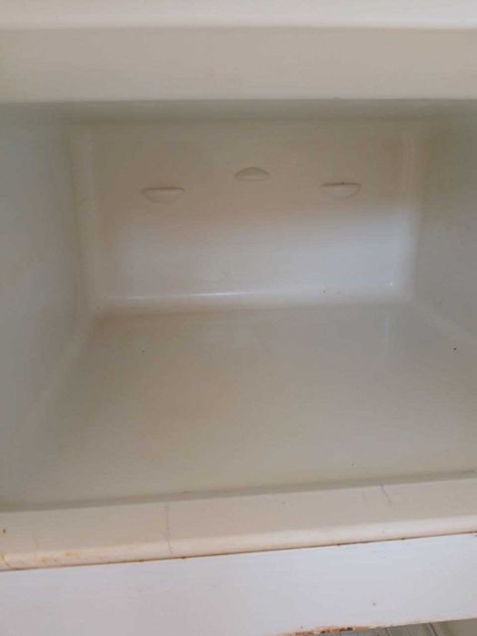 Продам рабочие холодильники