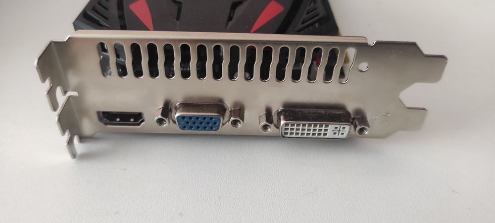 Продам видеокарту CT730 4 G