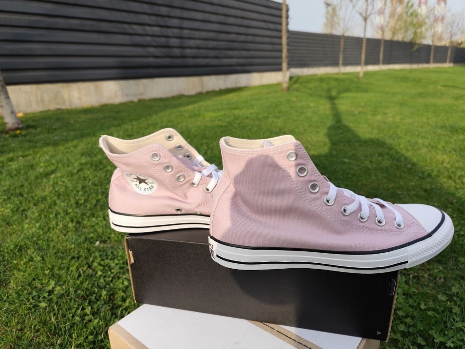 Teneși converșii unisex