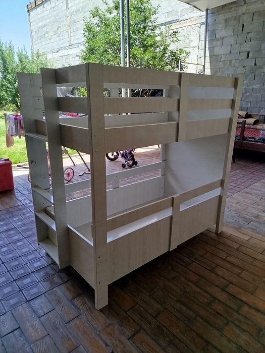 Двух этажный кроват. Ikki qavatli kravat (Bolalar uchun)