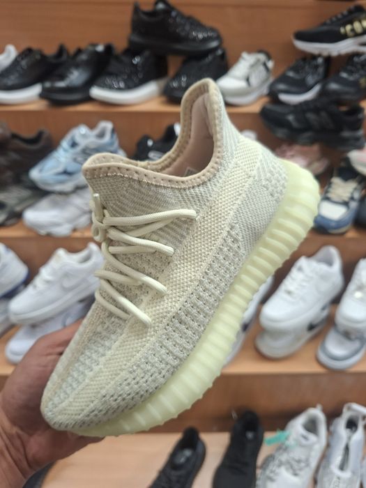 Yezzy calitate premium