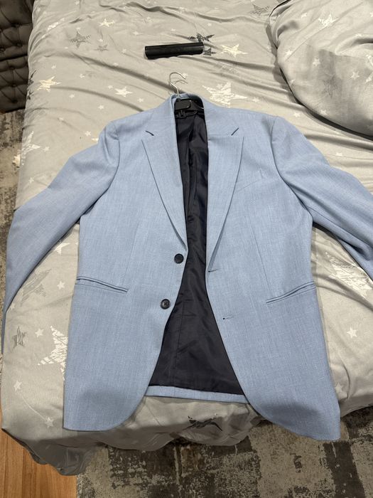 Sacou Zara albastru stare impecabila !! Marimea M