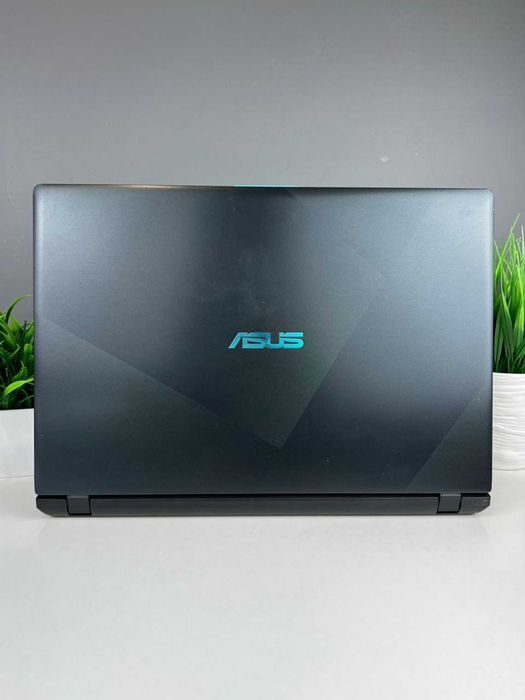 Asus Core i5/8 пок, 12686а5638