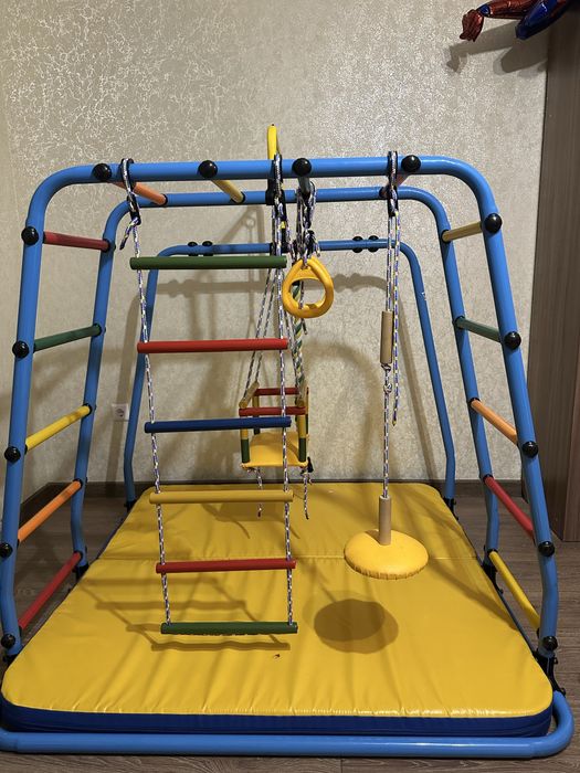 Детский спортивно-игровой комплекс
