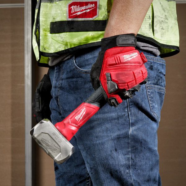 Чук Milwaukee шлосерски с ергономична фибростъкло дръжка 1.36 кг