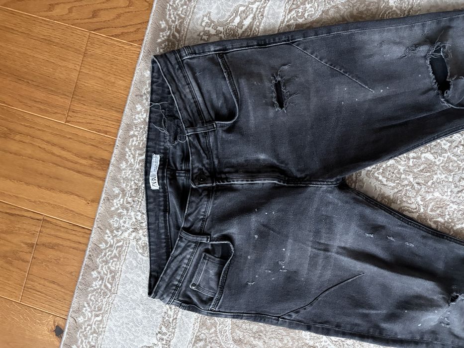 Blugi barbati Zara