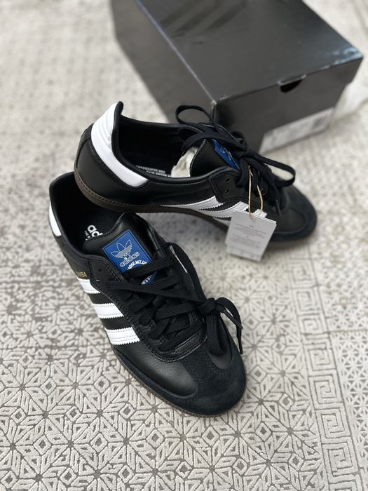 Кроссовка адидас самба оригинал