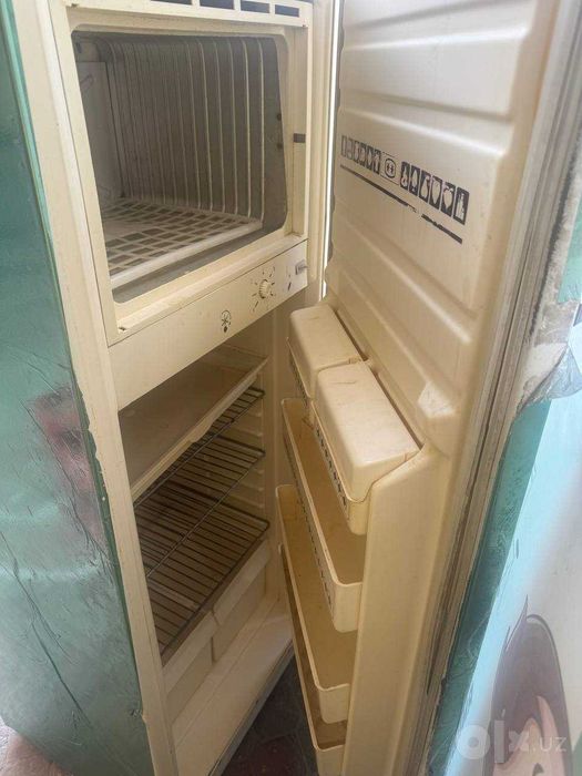 Продается холодильник