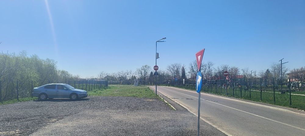 Noul Parc*Băniei, Teren intravilan,ACCES 3drumuri asfaltate, utilități