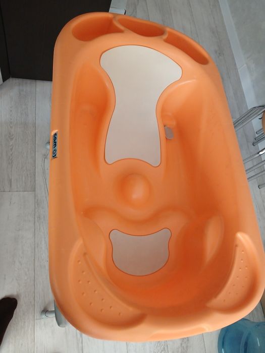 Продам фирменную ванночку