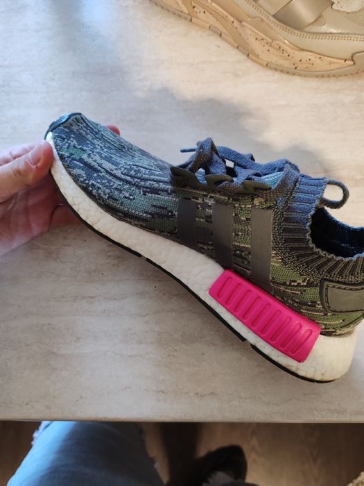 Vand Adidas Niteball, Boost