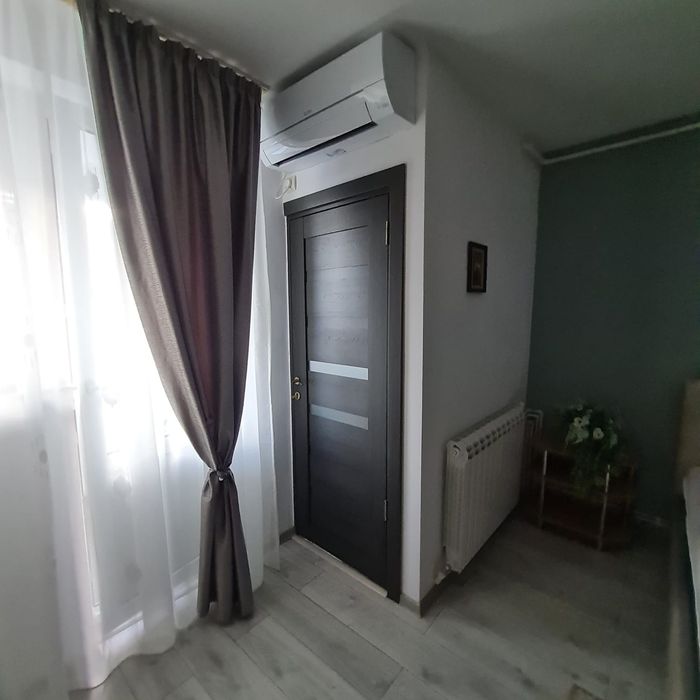 Inchiriez garsonieră,zona centrala