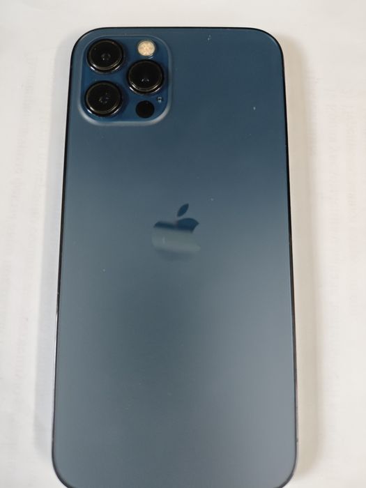 Продам Iphone 12 про, нет связи