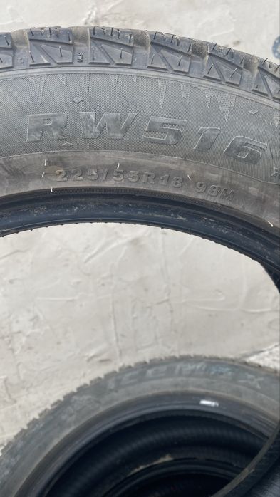 Продам шины зимный