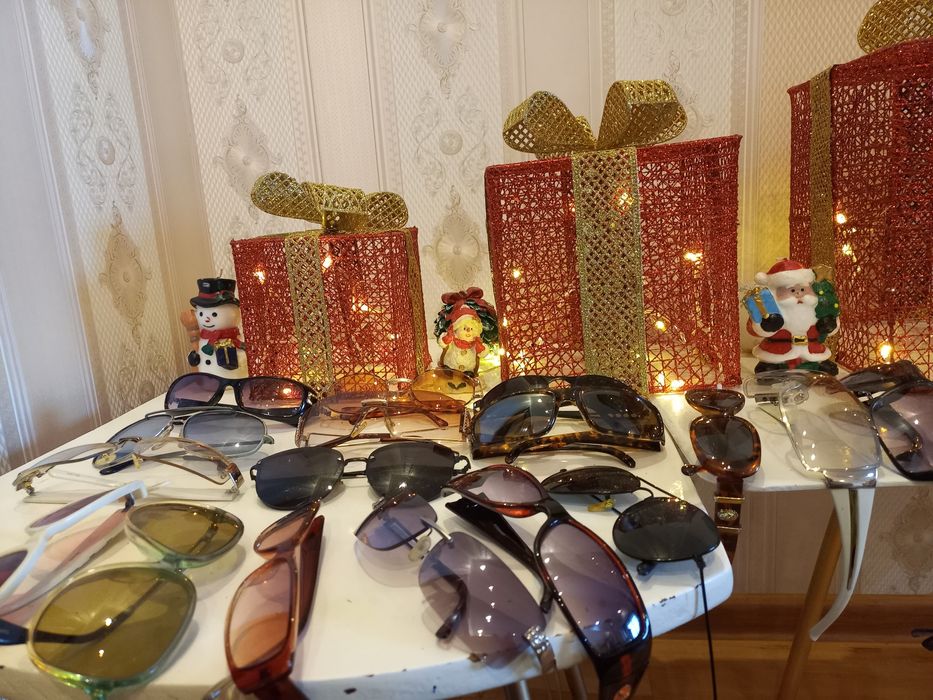 Продаются золнцезащитные очки