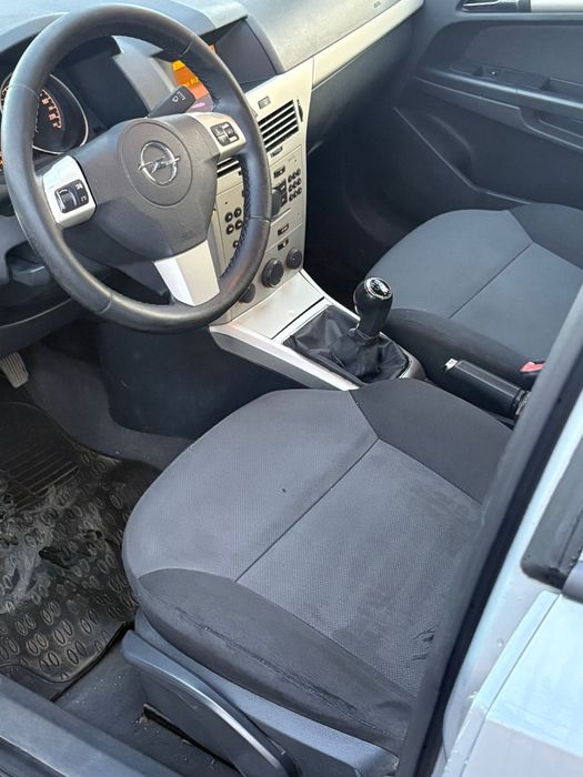 Opel astra h 2008