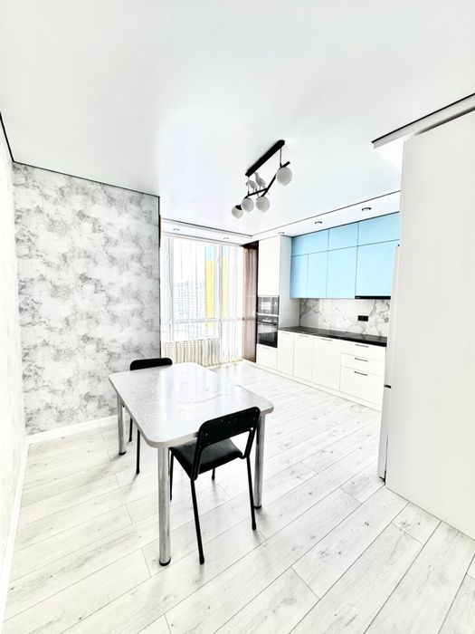 Продается 4-х комн квартира