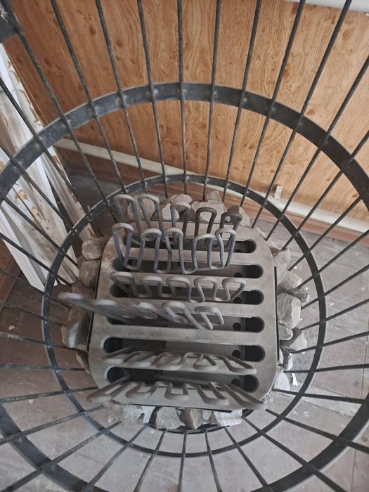 Продам печку .,.