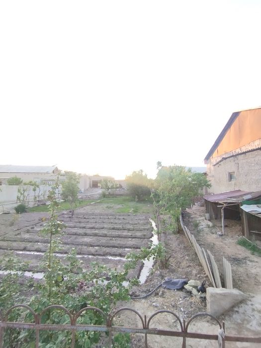 Joy orni yoki uy bilan birgalikda sotiladi