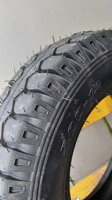 Продаётся пакрышка-шины для мотороллеры