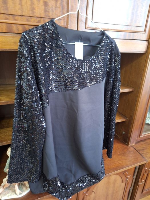 Bluza eleganta cu paiete