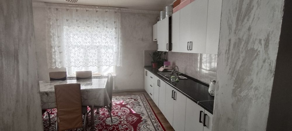 Тез арада уй сатылады