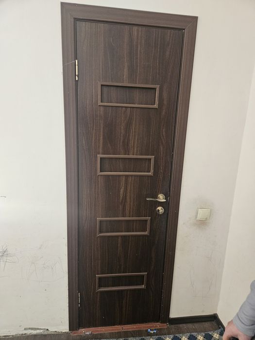 Эшик ромлар сотилади