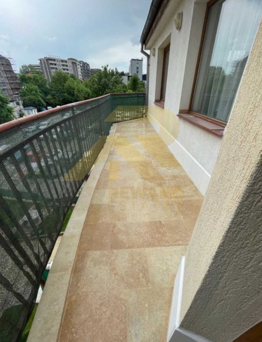 Продава се Тристаен апартамент в София, Център - 129 кв.м за 1776 €/кв.м - Снимка #2