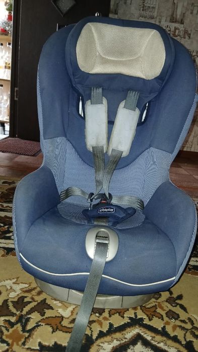 Детское кресло автомобильное