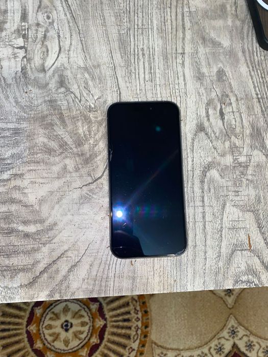 Продам айфон 15 про