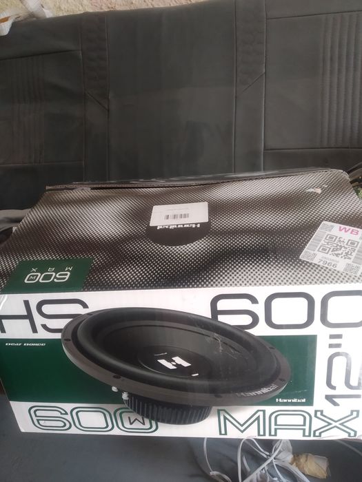 Сабвуфер deaf bonse hanibal hs~1200