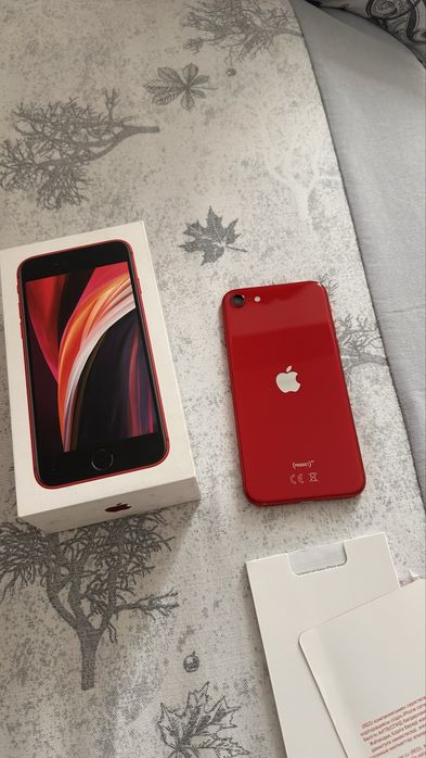 Iphone se 2020 г. Память 128 гб