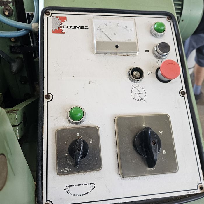 многолистов циркуляр макс.височина 100мм.ширина 250мм .мотор 18,5 kw.-ITALY