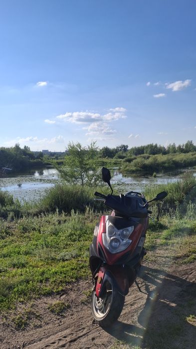 Скутер рейсер стелс