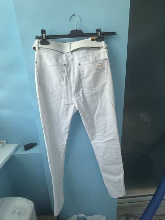 Чисто нов панталон