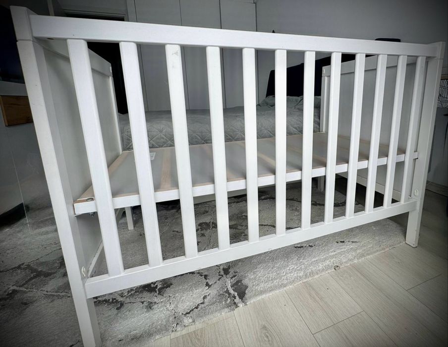 Patut bebe Ikea culoare alb cu/fara saltea inclusa