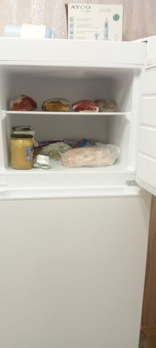 Хладилник с камера