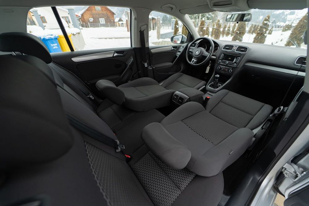 Volkswagen Golf 6 1.6 TDI 2011 POSIBILITATE RATE