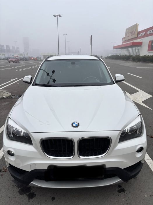 Vând BMW X1 xDrive 18d
