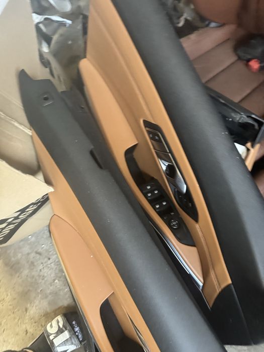 Bmw g20 седалки комлект