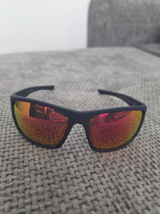 Vand Geanta de bicicleta si ochelari sant produse noi