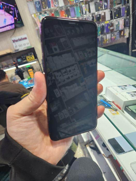 Iphone 14 Pro max Korpusida XSMAX va Samsung Galaxy Z flip4 keldi