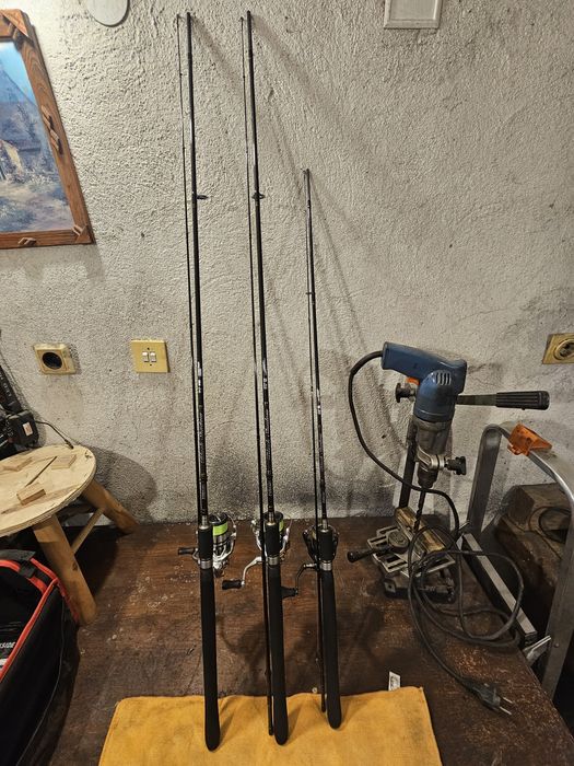 Спининг въдици Filstar Black Shadow