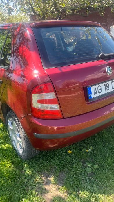Vând Skoda Fabia