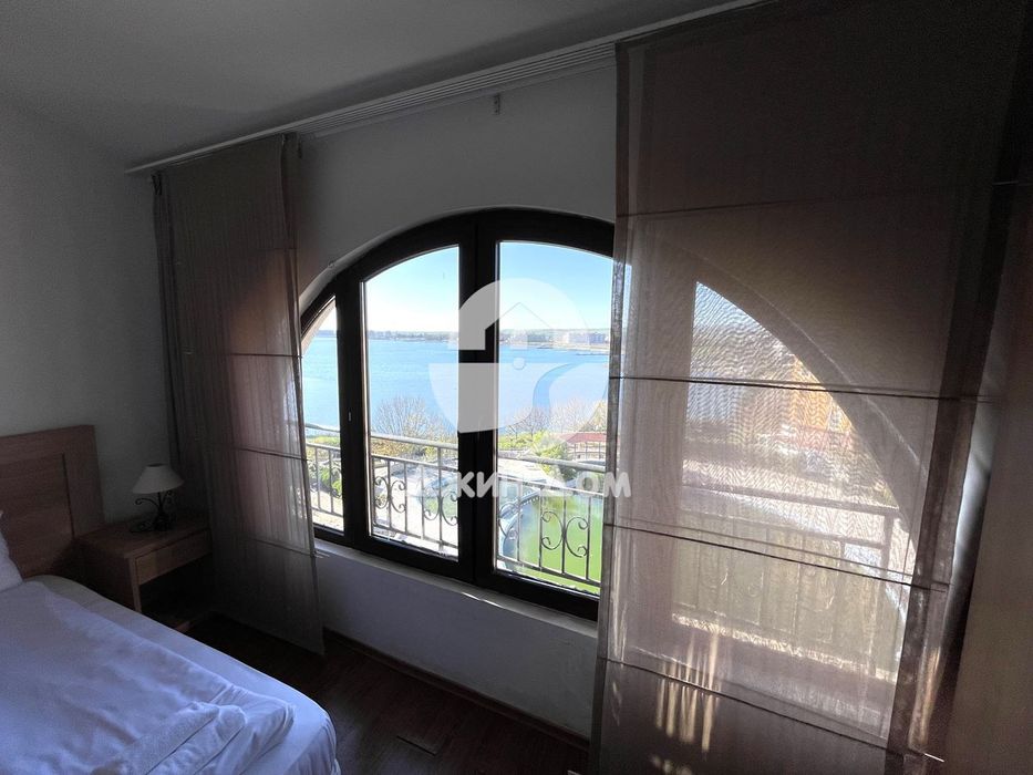 Двустаен мезонет с ПАНОРАМА МОРЕ в к-с Марина Kейп, гр. Ахелой