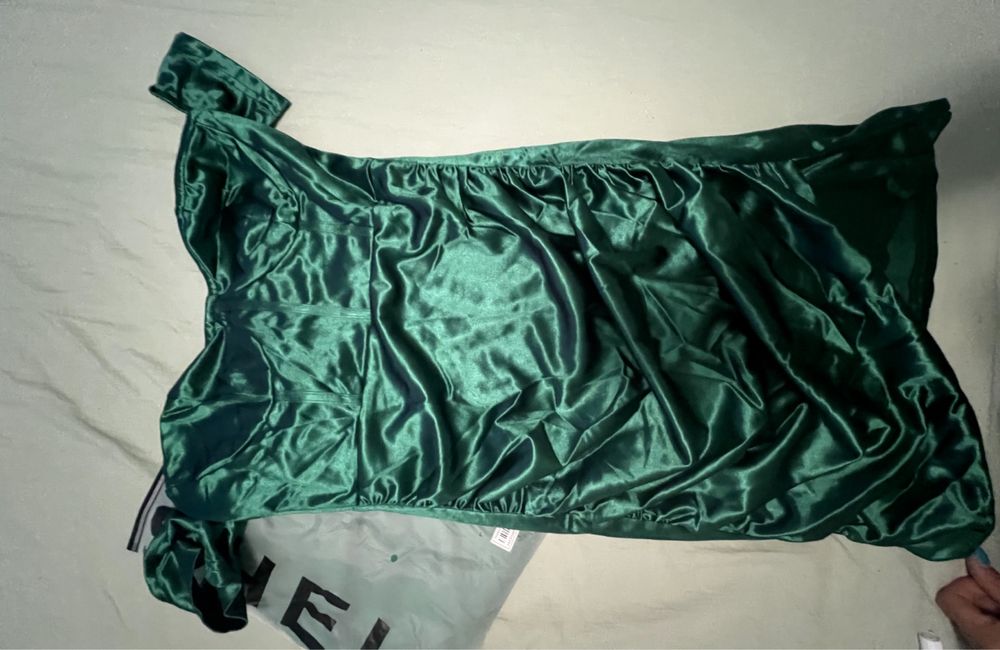 Сатенена дамска рокля М рр