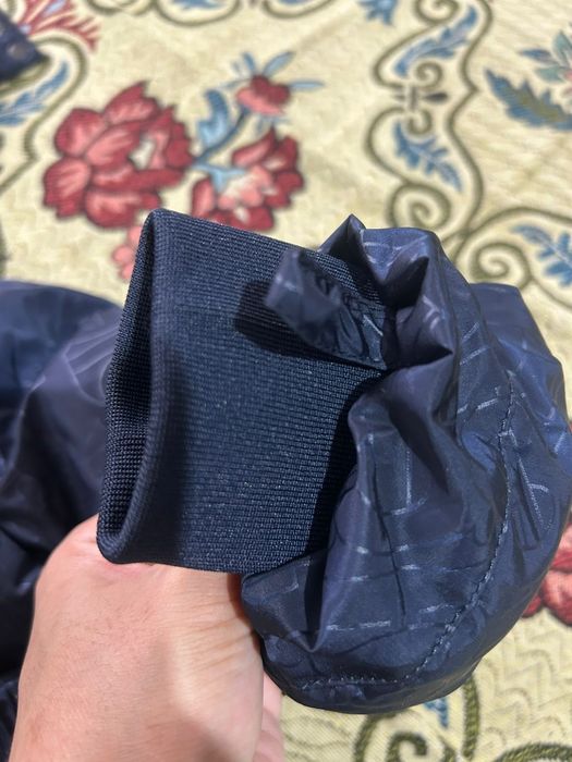 Продается зимний комбинезон для малыша