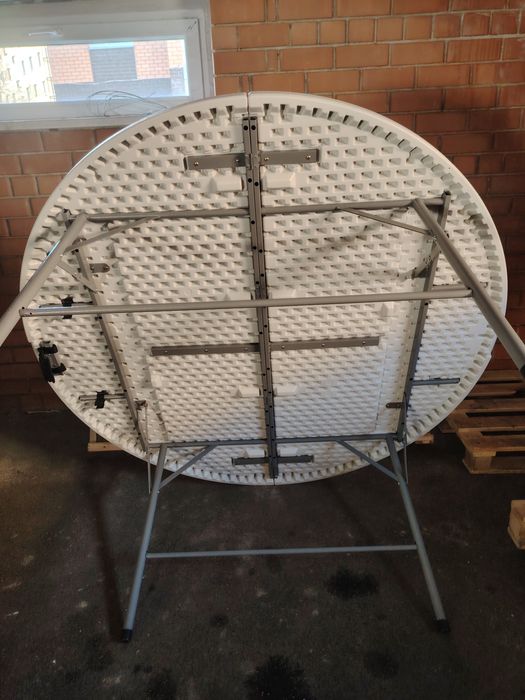 Продам раздвижной стол