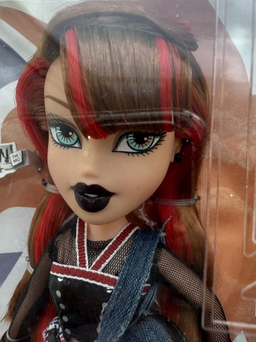 Bratz punk jade meygan