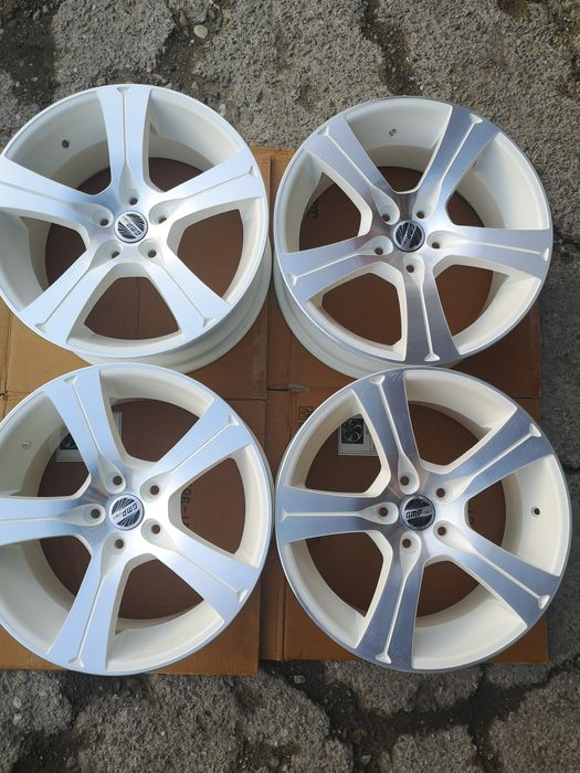 Jante originale GMP Italy Buran white diamond 8x18 et 43 5x112